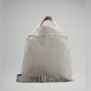 Lululemon On My Level Tote Bag